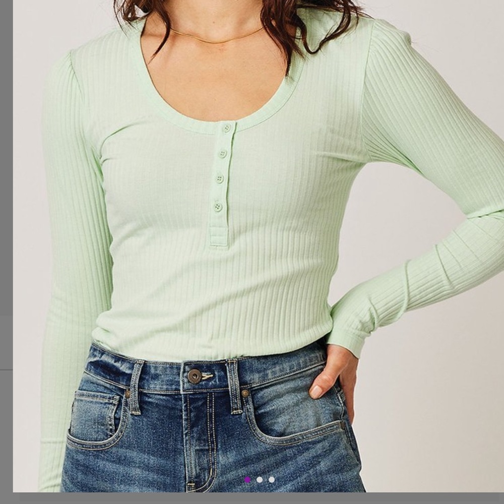 Carve Designs Emma Henley Frost- size Large